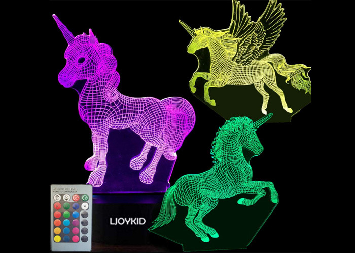 A lâmpada 7 da luz do diodo emissor de luz do teste padrão 3D do controlo a distância 3 colore a mudança para a ilusão das crianças